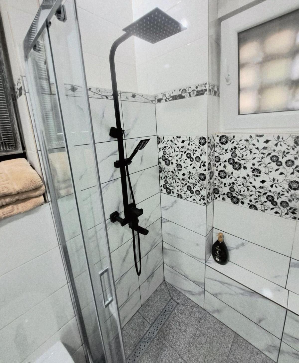 Apartament 3 Camere Hd Hunedoara Exterior foto